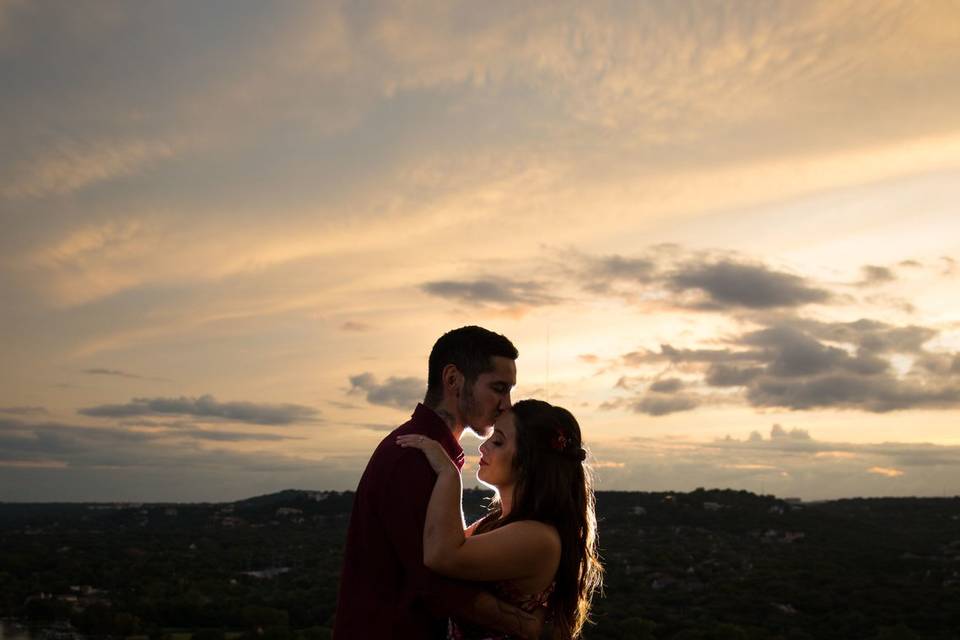 Mt Bonnell Engagement