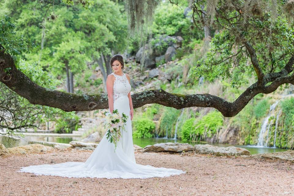 Hidden Falls Bridal waterfall