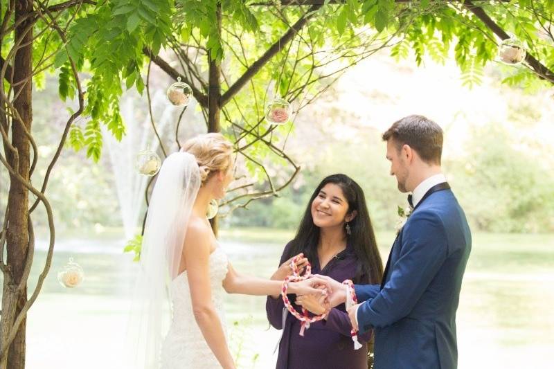 Couple holding hands | Photo by Katrina Jayne Photography