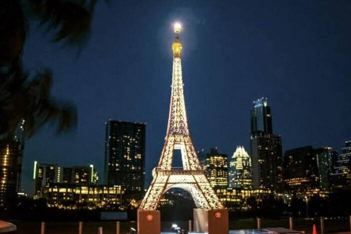 Eiffel ala Carte