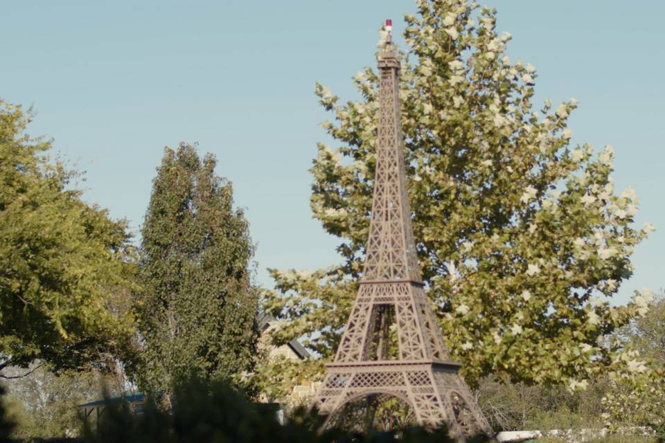 Eiffel ala Carte