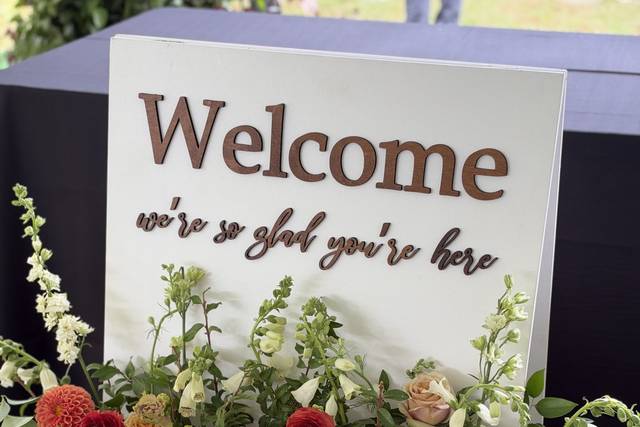 Welcome sign