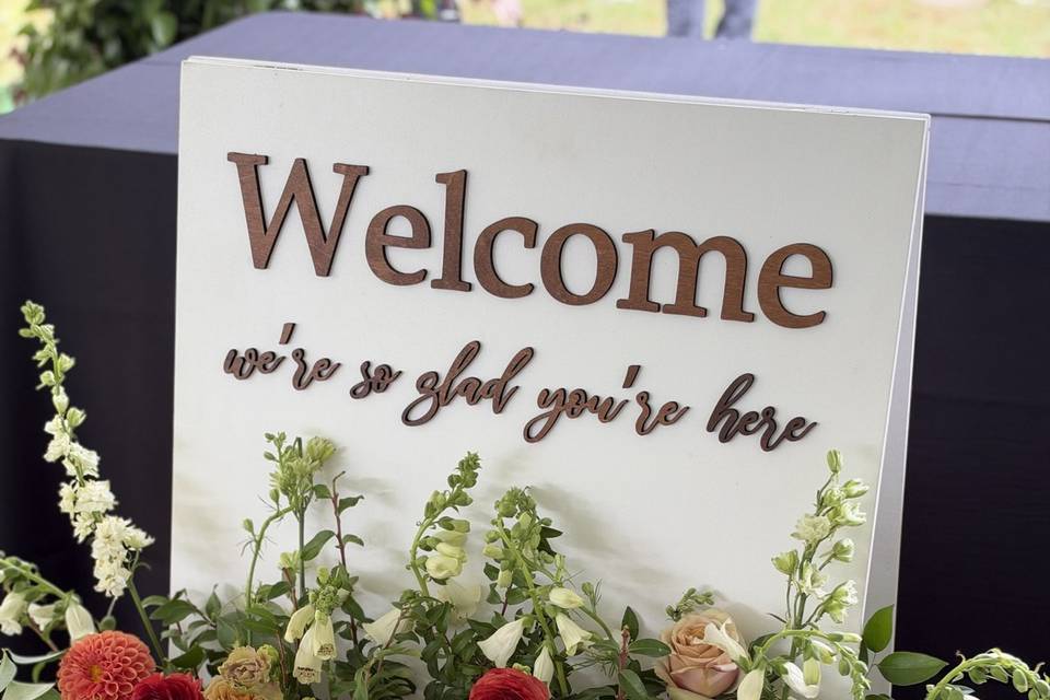 Welcome sign
