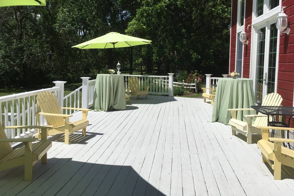 Deck for relaxing