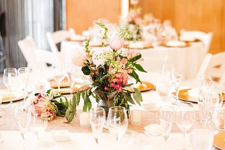 Beautiful tablescape with gold and ivory accents. Photo Credit: Rebekah Molloy