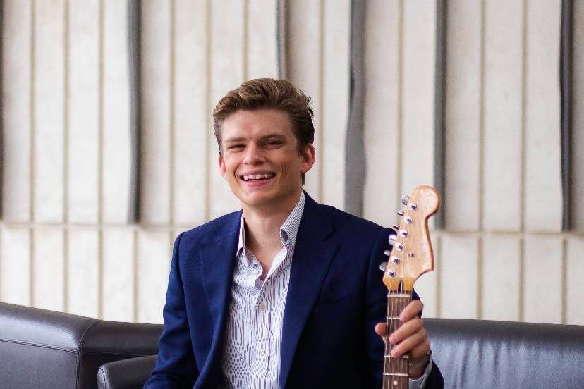 Cale Bowe Live Music