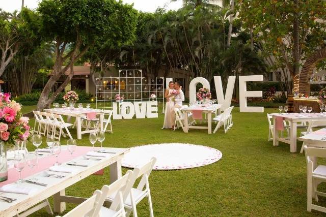 Destination Weddings.Travel and Wild Side Destinations