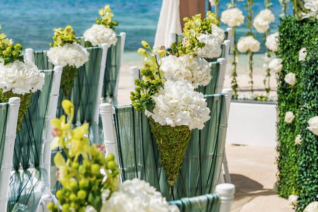 Green & white wedding by PJ