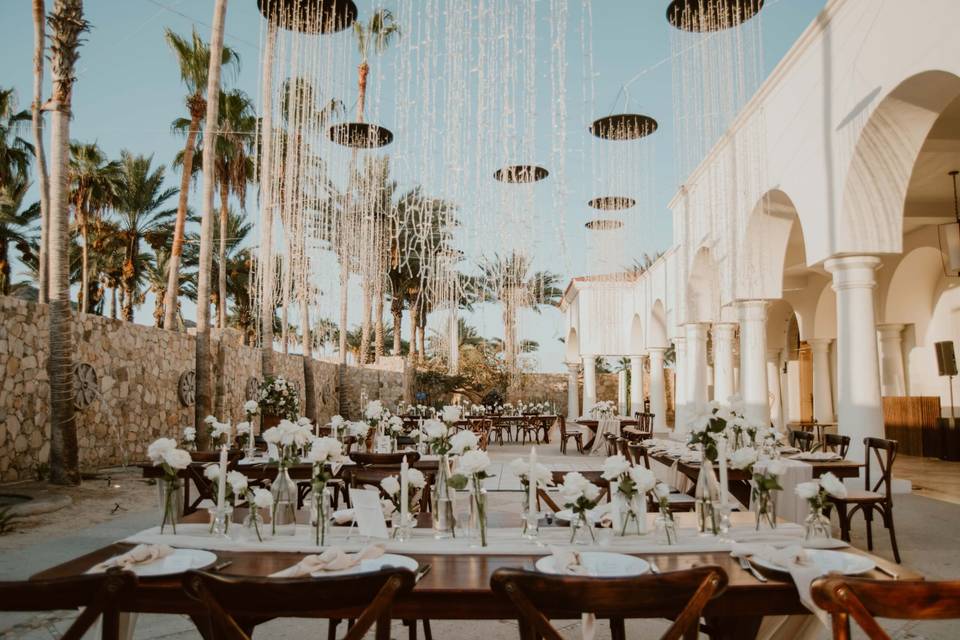 Receptions with height design