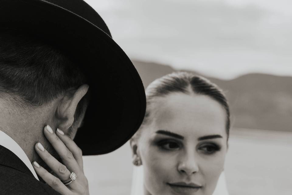 B&W Beauty