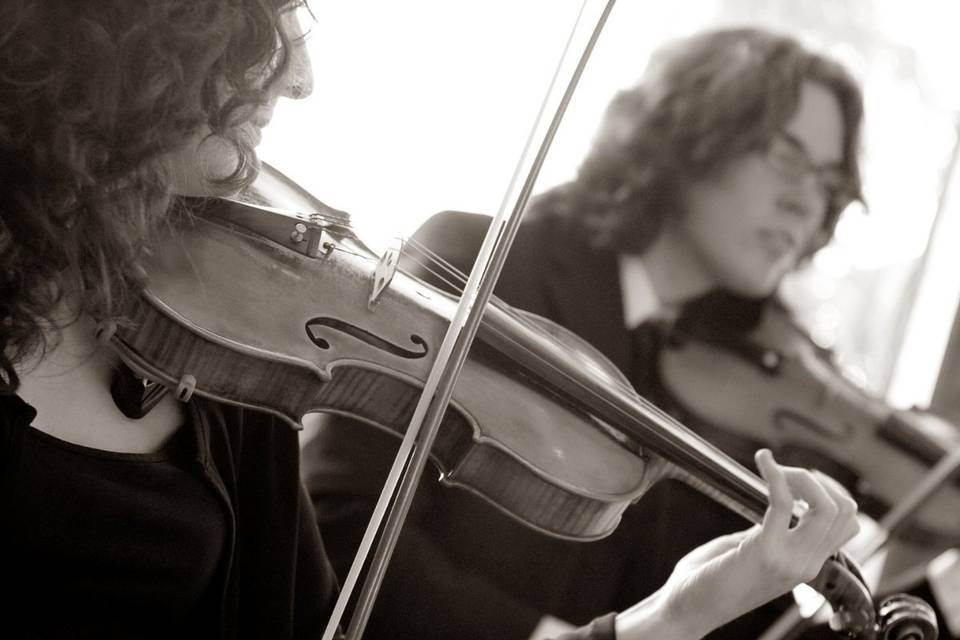 Violin duo