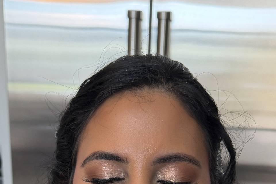 Sister of groom soft glam