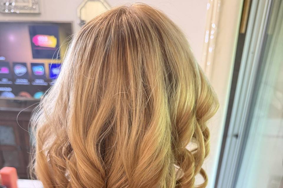 Bridal curls