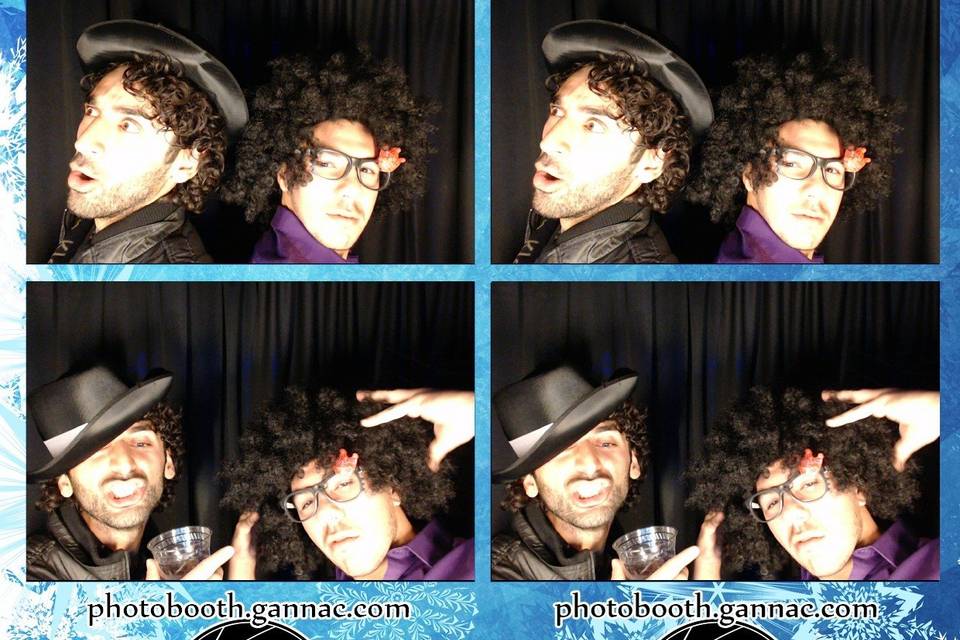 Umbra Photo Booth