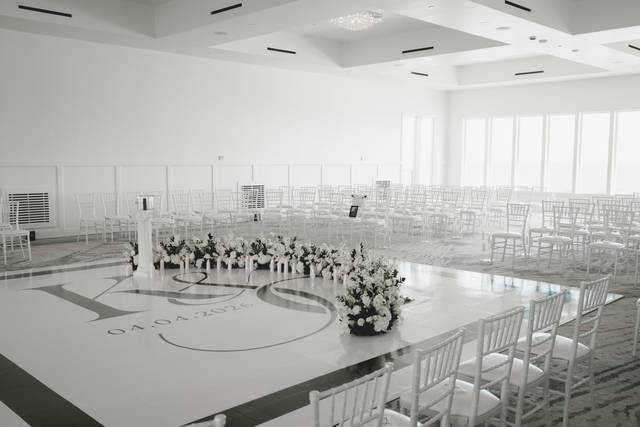 Ceremony in the Round