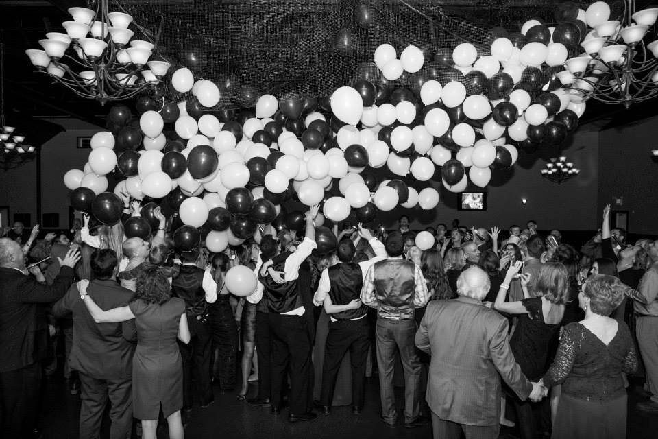 Balloon drop at reception