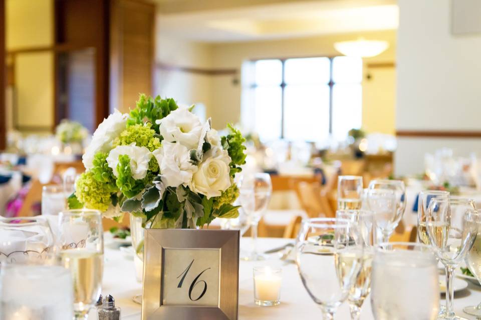 Elegant centerpiece