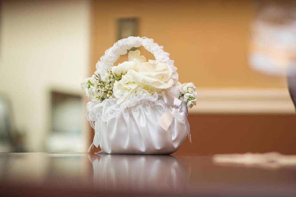 Petals  basket