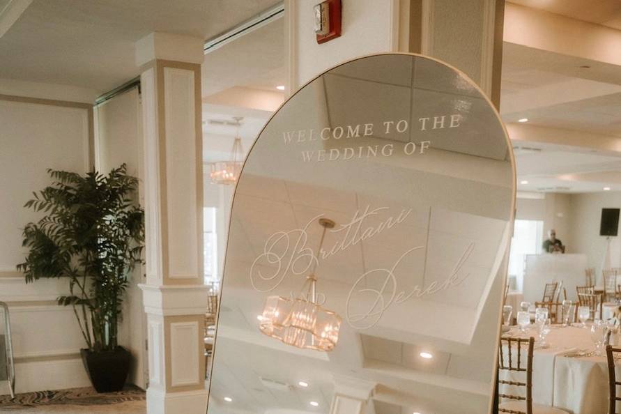 Welcome Mirror