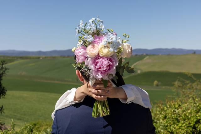 Just married in Tuscany