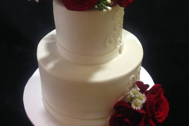 Simple wedding cake