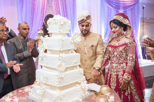 Fondant wedding cake