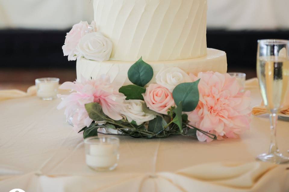 Buttercream wedding cake