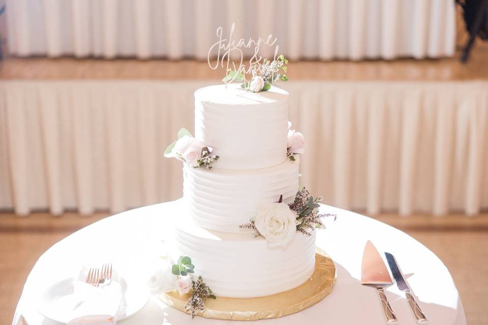 Buttercream wedding cake