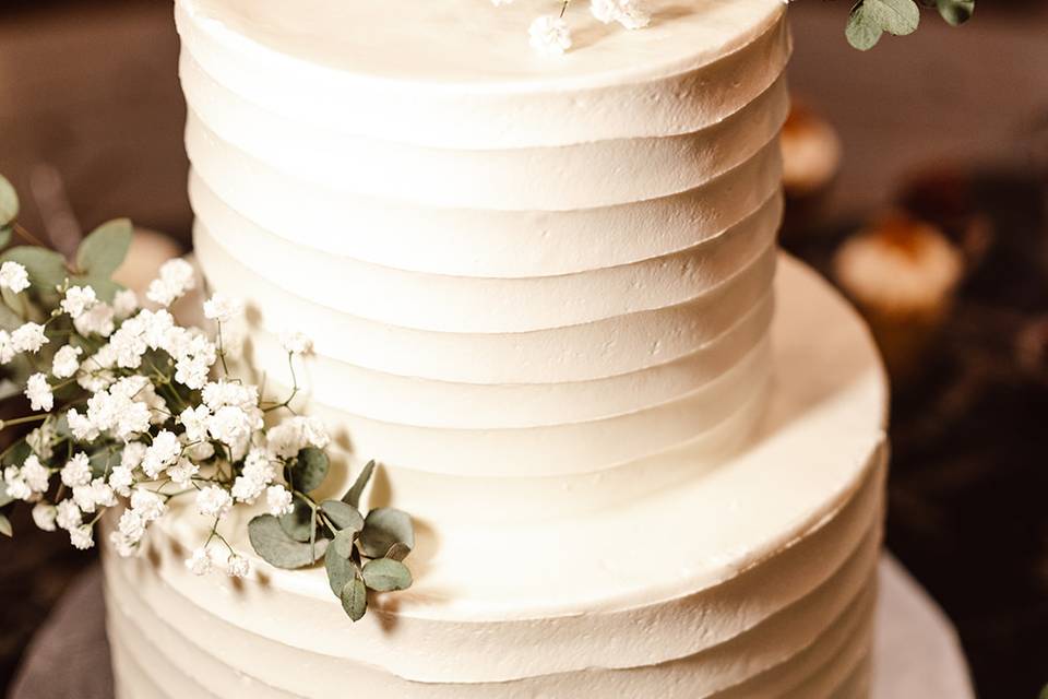 Buttercream wedding cake