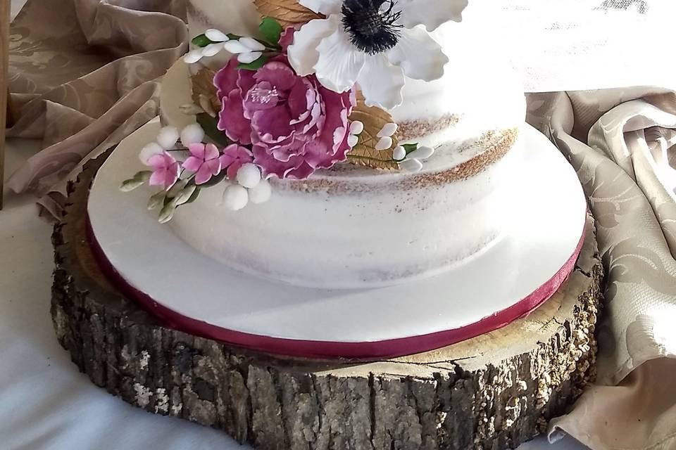 Wedding cake with floral design