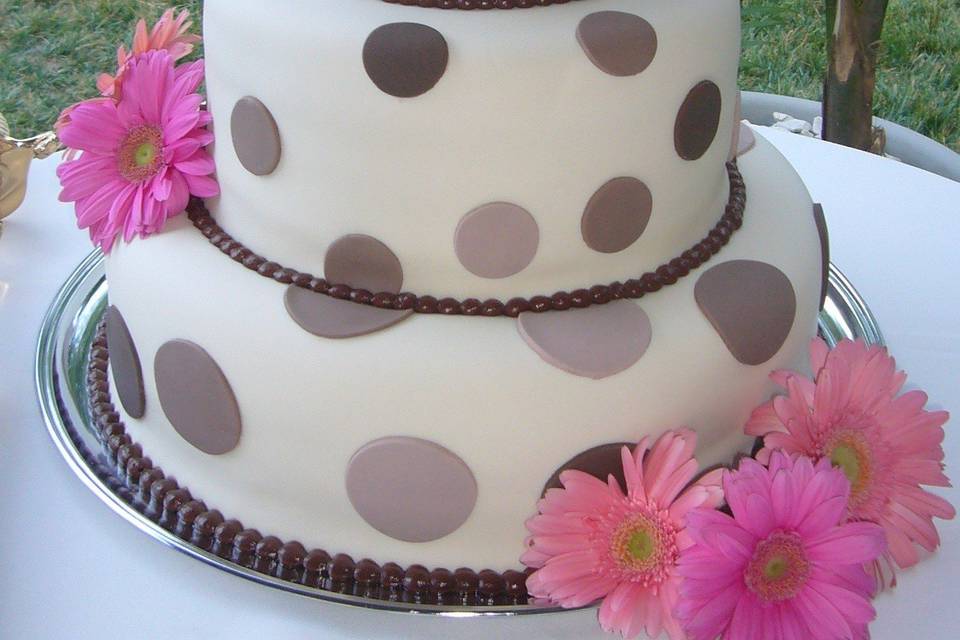 Custom Cake Cakery - Custom Cakes, Cake Shop, Bakery, Custom Cakes
