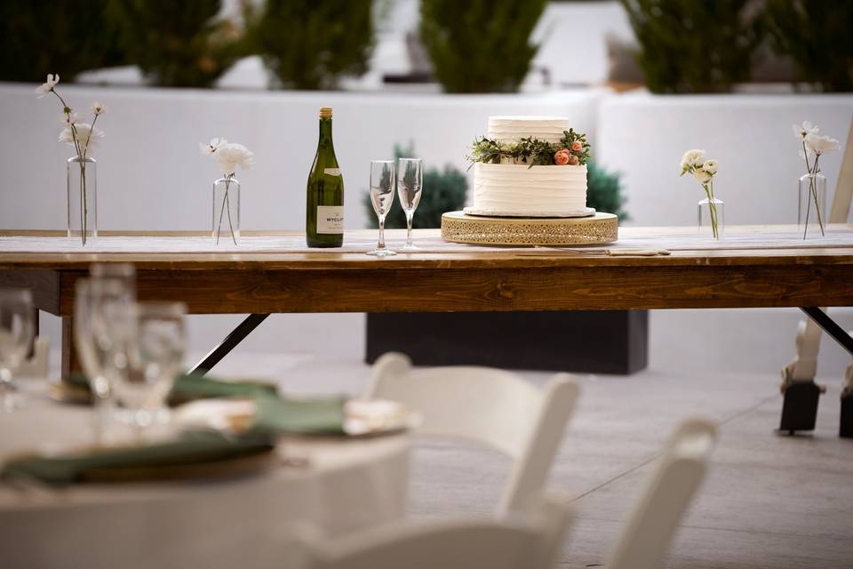 Cake table