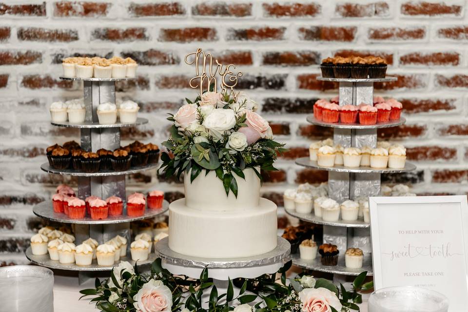 Pink Paradise Bakery