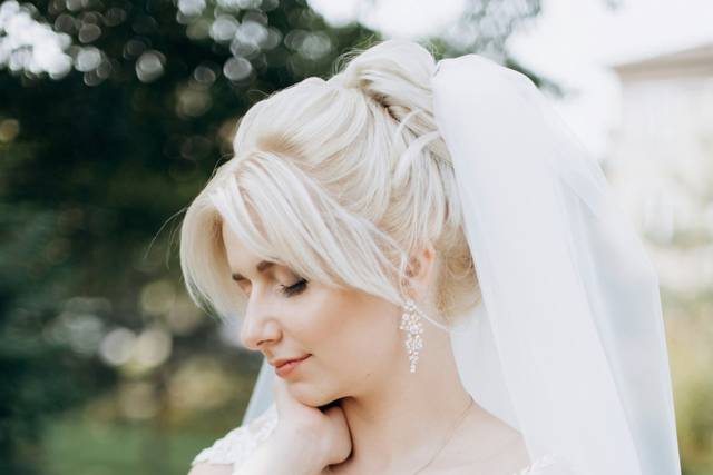 portfolio-bride-white_4x3.jpeg