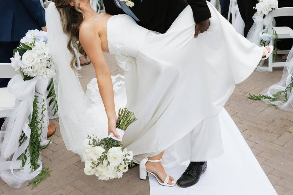 Luv Bridal - Memphis