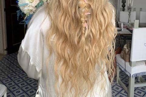 Boho bridal hairstyle