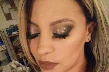 Eye makeup