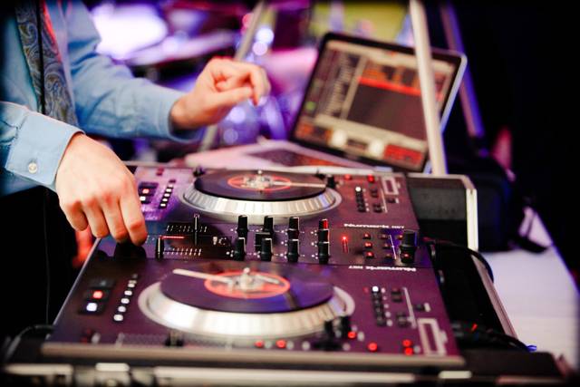 DJ station