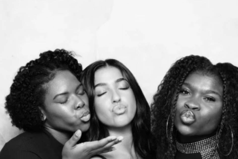 Fourth Coast Photo Booth Co.