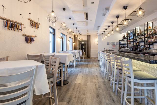 10-main-dining-room.jpg