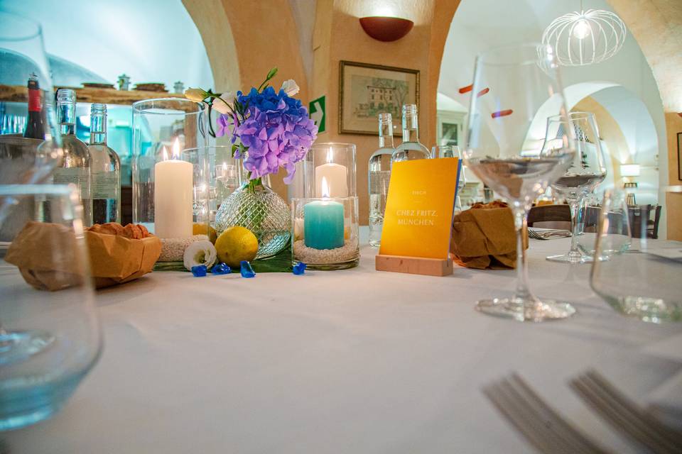 Table setting