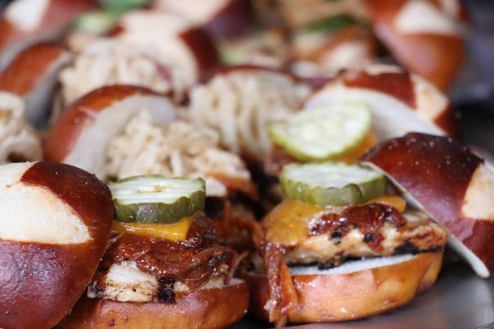 Grilled chicken sliders