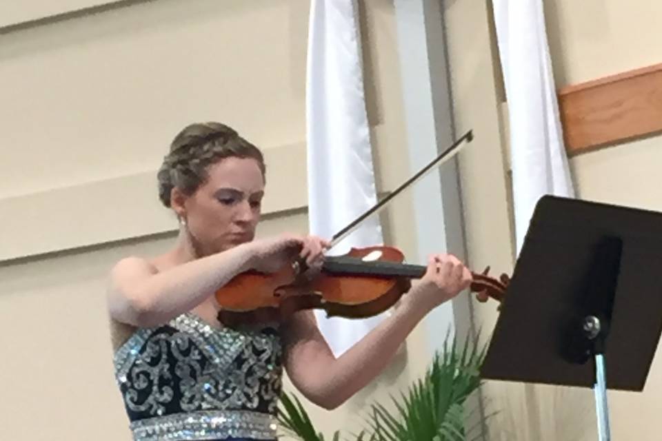 Meghan Lyons King, Violinist