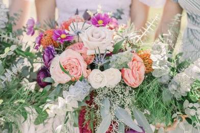 Cascade bouquet