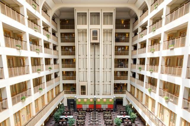 Embassy Suites by Hilton Chicago O'Hare Airport - Rosemont