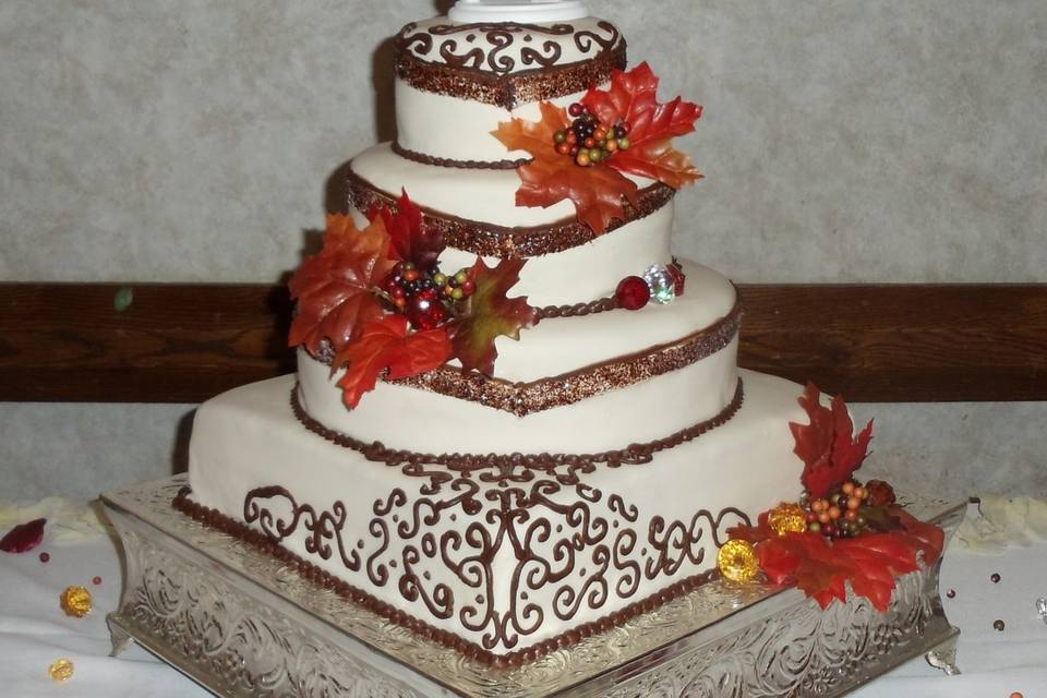 1777 – Love That Louis Vuitton – Wedding Cakes, Fresh Bakery