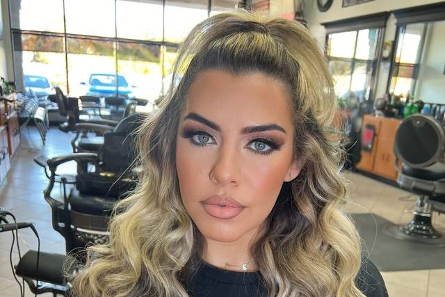 Make Up By Siana