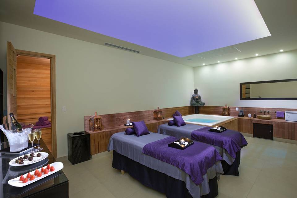 Sensoria Spa ($) - full-service spa with organic treatments ($)