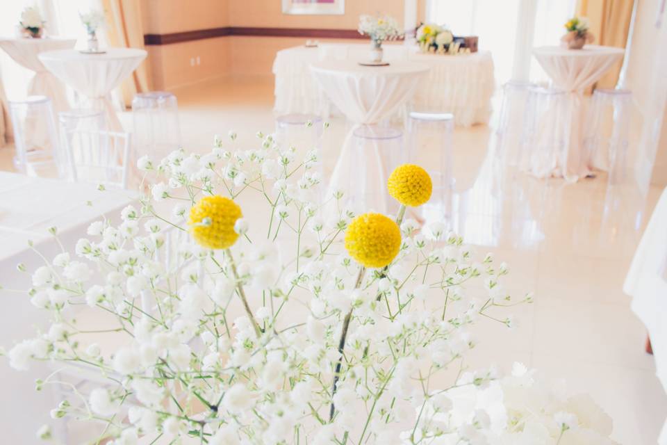 Floral centerpiece
