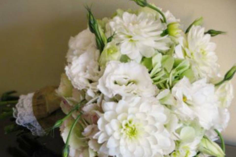 All White bouquet